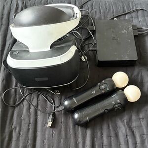 Sony Black and White VR Headset with Motion Controllers